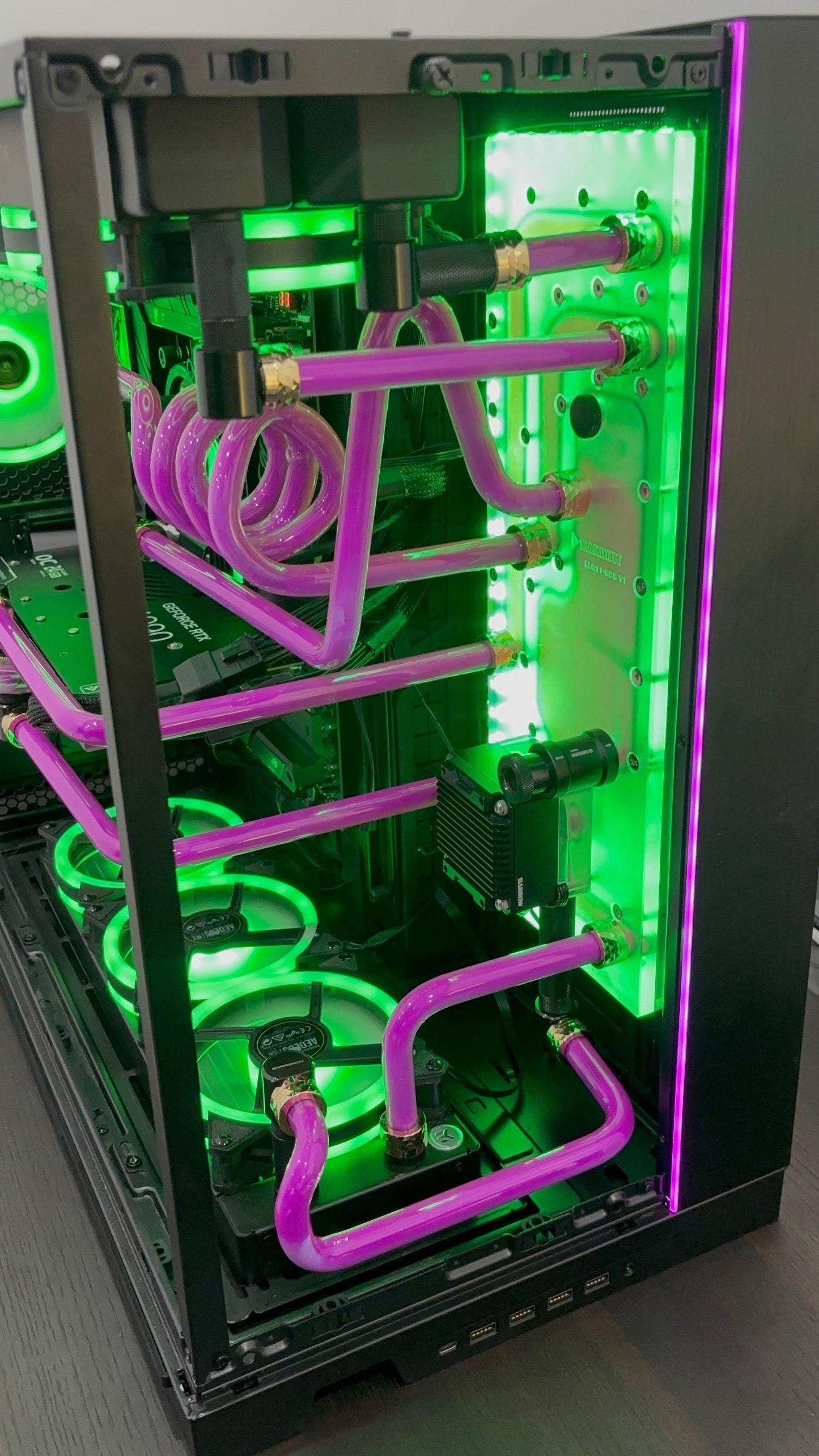 HiPer Ryzen 7 9700X | Asus TUF Gaming X870-Plus WIFI | Barrow Custom Water Cooling | Gigabyte RTX 4070 Super OC 12GB | G.Skill Trident Z5 Neo RGB 64GB DDR5 | ADATA Legend 970 Pro 1TB NVMe | NZXT C1000 PSU | Lian Li O11 Dynamic EVO XL Gamers - ad6dad.myshopify.com - FOR GAMING AND STREAMING
